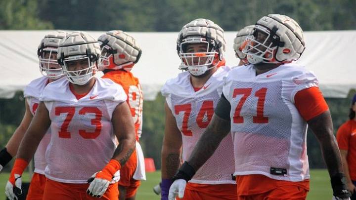 Clemson OL Definitely Playing With 'Chip On Their Shoulder' Clemson OL Definitely Playing With 'Chip On Their Shoulder'