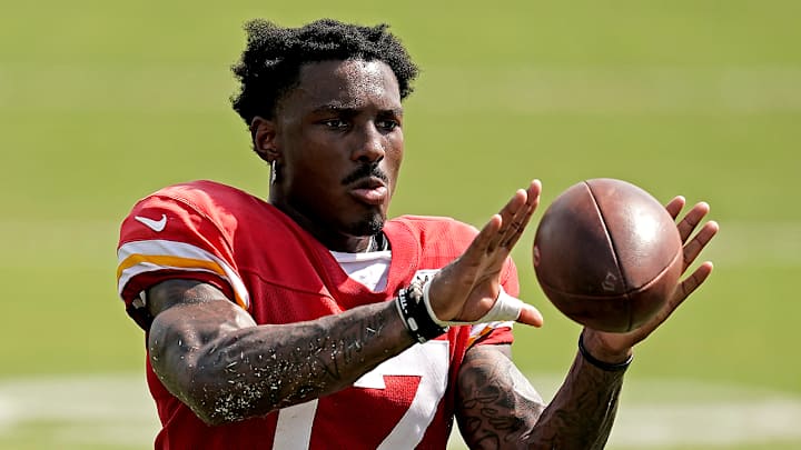 Chiefs’ Mecole Hardman Evaluated for Groin Injury, per Report