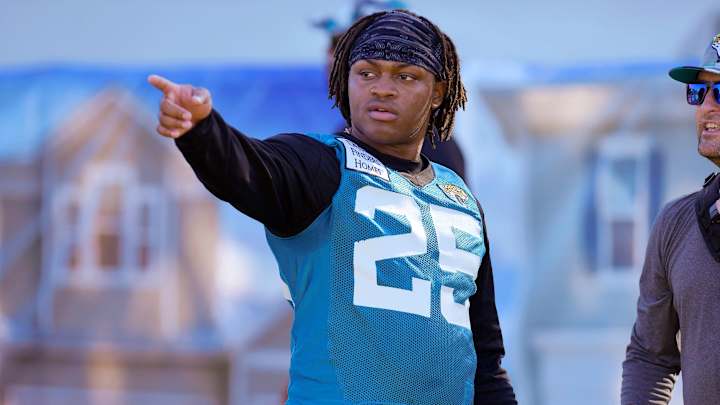 Running Back ADP Risers and Fallers: Isiah Pacheco, James Robinson, Alvin Kamara Running Back ADP Risers and Fallers: Isiah Pacheco, James Robinson, Alvin Kamara