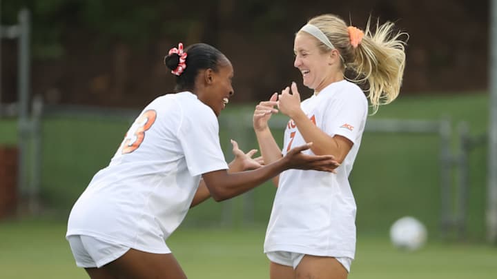 Spaanstra and Jarrett Lift UVA Women's Soccer to Season-Opening Win Over George Mason