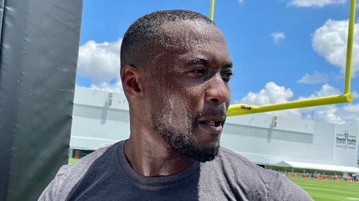 Alexander Hoping for Happy Homecoming with Dolphins