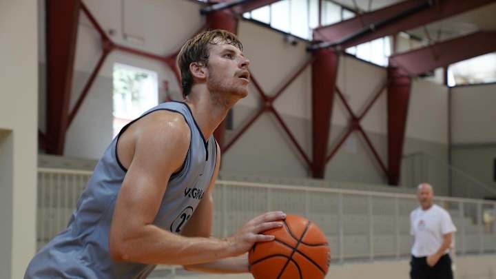 Virginia Basketball Ends Italy Tour With Thrilling OT Win Over KK Mega Basket