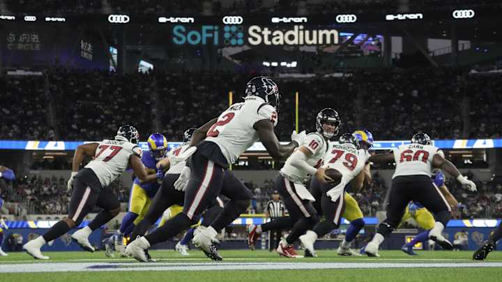 Pass Rush, Backup QBs, Lead Texans to 24-20 Win Over Rams