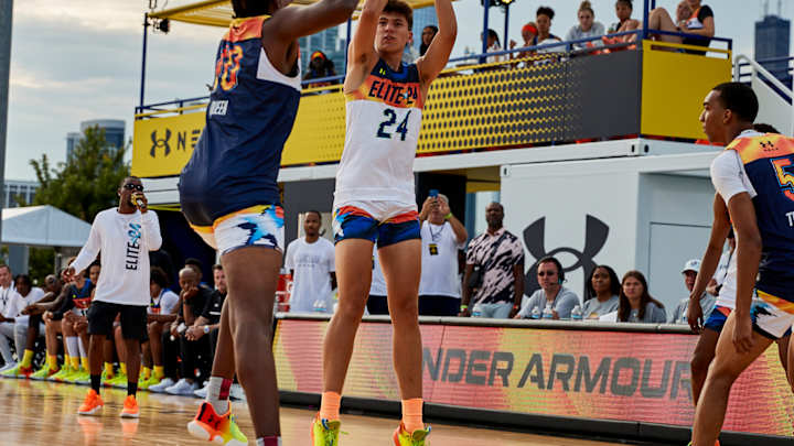 Top 2023 Forward JP Estrella Commits to Tennessee