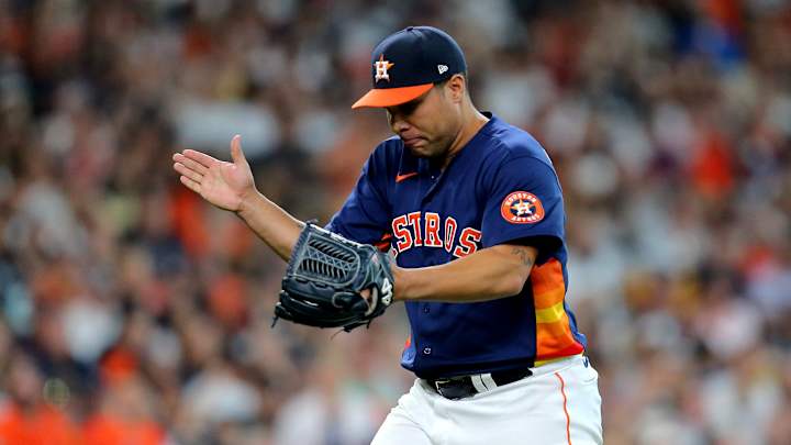 Report: Houston Astros' Scrubb Throws First Bullpen of the Year