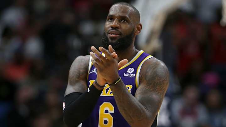 LeBron James Gets Signature Logo Implanted on Tooth (Photos)