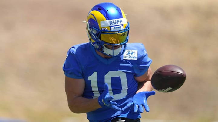 2022 NFL Regular-Season Receiving Yards Leader Betting Breakdown