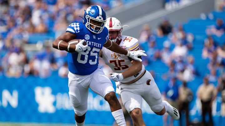 "Swiss Army Knife" Jordan Dingle Continues to Make Noise in Preseason Camp "Swiss Army Knife" Jordan Dingle Continues to Make Noise in Preseason Camp