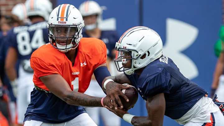 WATCH: TJ Finley throws during practice for Auburn football WATCH: TJ Finley throws during practice for Auburn football