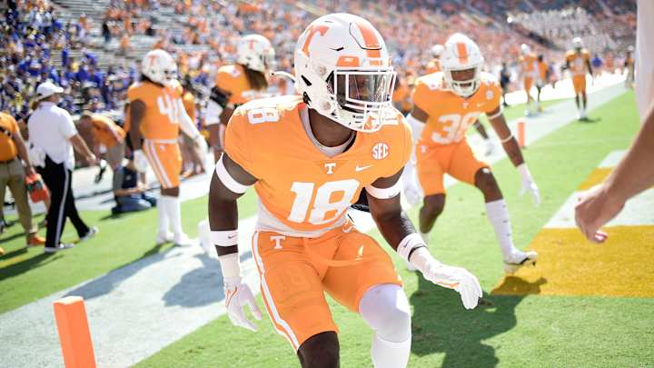 Tennessee LB Suspended After Domestic Aggravated Assault Charge
