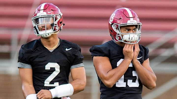 Tua Tagovailoa Shares Top Takeaway From Time With Jalen Hurts at Alabama