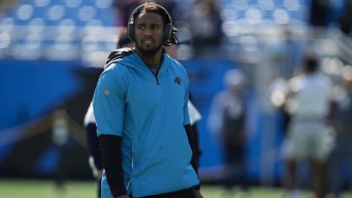 Quick Hits: Shaq's Return, Question Marks with Roster, Baker's Play Since Named QB1 + More Quick Hits: Shaq's Return, Question Marks with Roster, Baker's Play Since Named QB1 + More