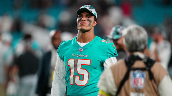 Jaelan Phillips Gives Out Rave Review of Jalen Hurts