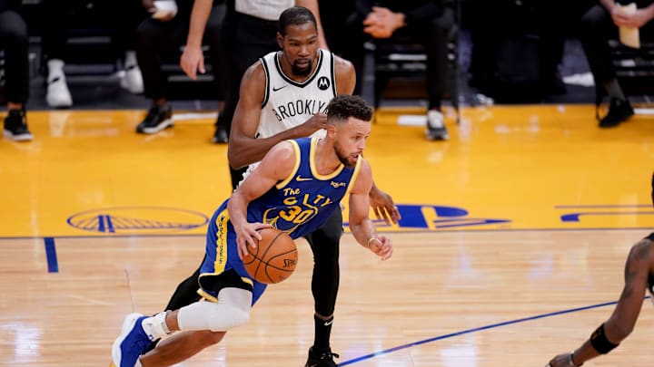 NBA Analyst Picks Steph Curry Over Kevin Durant