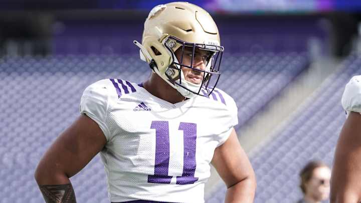 Tuputala Is the Lone Survivor, Last of 4 Husky LBs Who Came In Together