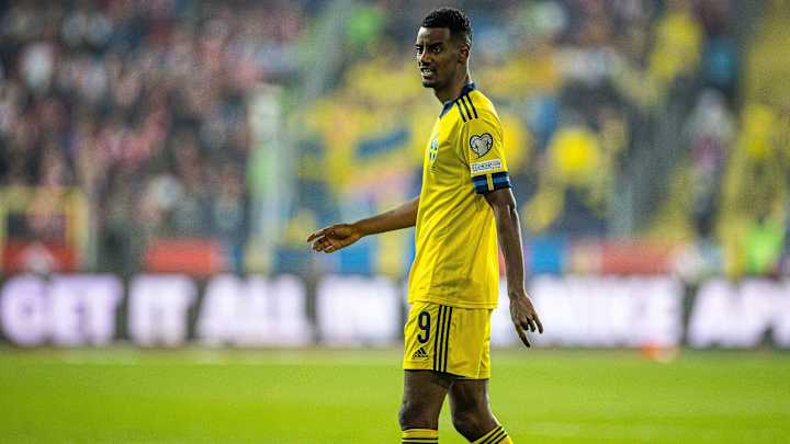 Newcastle Breaks Club Transfer Record to Sign Alexander Isak