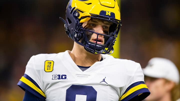 Former Wolverine Issues Warning On QB Battle: 'JJ Will Be Gone'