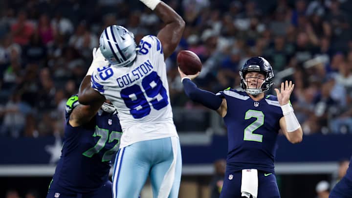 Sloppy Offense as Seahawks Lose To Cowboys 27-26 in Preseason Finale: Live Game Log
