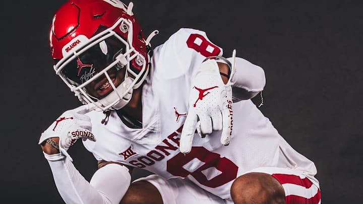 Oklahoma Lands DB Makari Vickers Over Alabama and Michigan