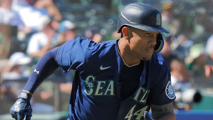 Mariners’ Julio Rodriguez Finalizing Massive 12-Year Deal, per Report