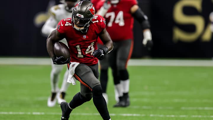 Todd Bowles comments on Chris Godwin's progress in return from injury