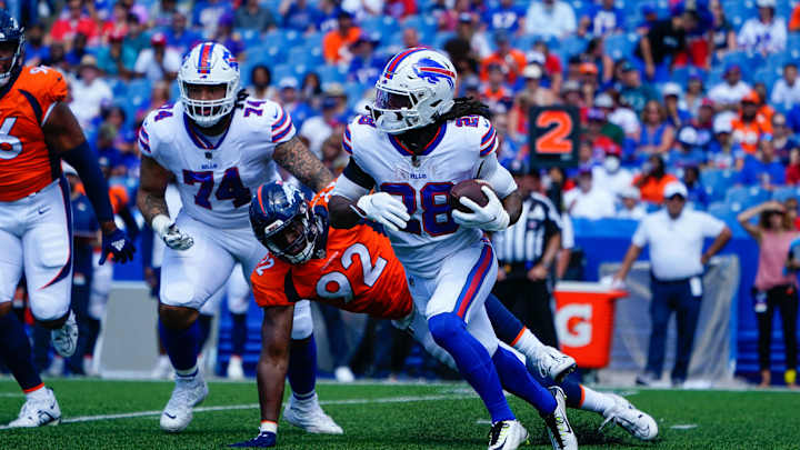 Two Former Bulldogs 'Turning Heads' in the NFL