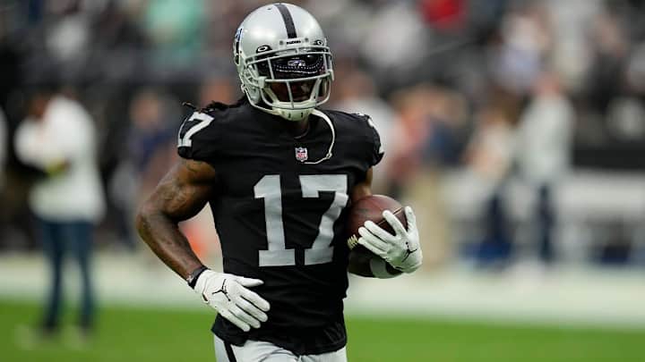 Davante Adams Outperforms Entire Packers Wide Receivers Corps