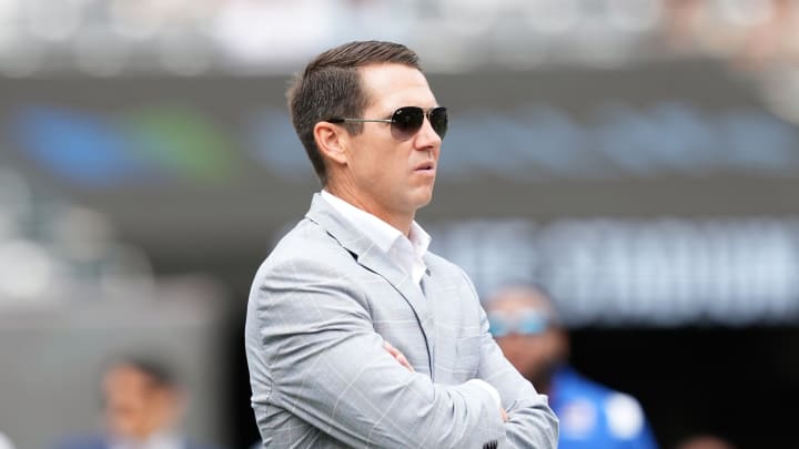 The Pros and Cons of Giants Trading for a New Receiver