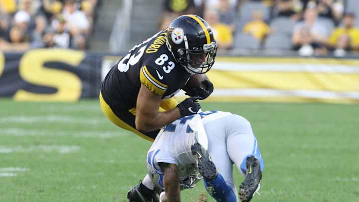 Chase Lucas Tells Mike Tomlin: 'You're My Favorite Coach'