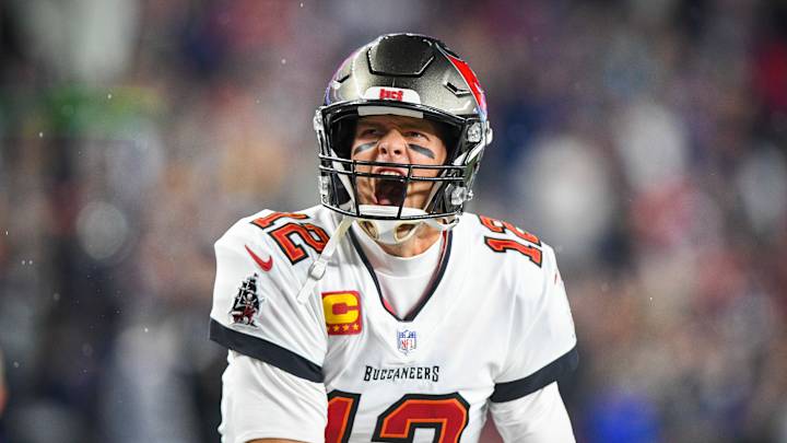 Tom Brady Voted Best Player In NFL For 4th Time Tom Brady Voted Best Player In NFL For 4th Time