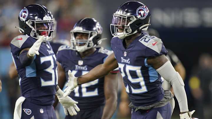 VFL DB Cut by Titans