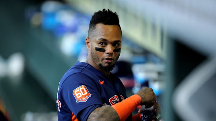 Report: Houston Astros Catcher Maldonado to Miss Time with Hand Injury