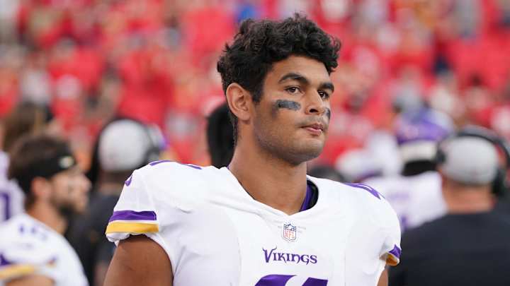 Wyatt Davis, Chazz Surratt Cuts Finish Demolition of Vikings' 2021 Draft Class