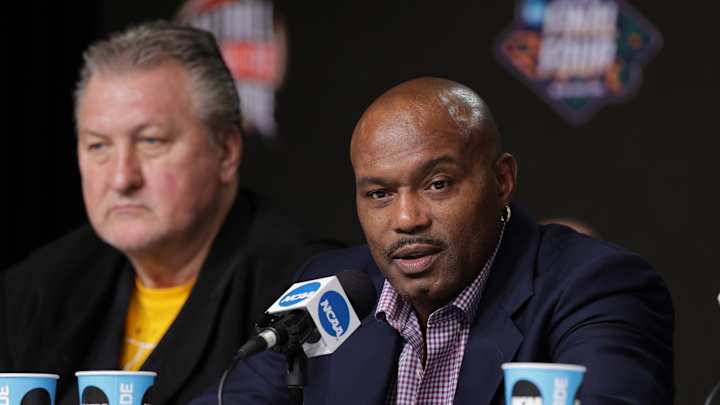 Former Miami Heat Star Tim Hardaway Once Again Apologizes For Anti-Gay Comments