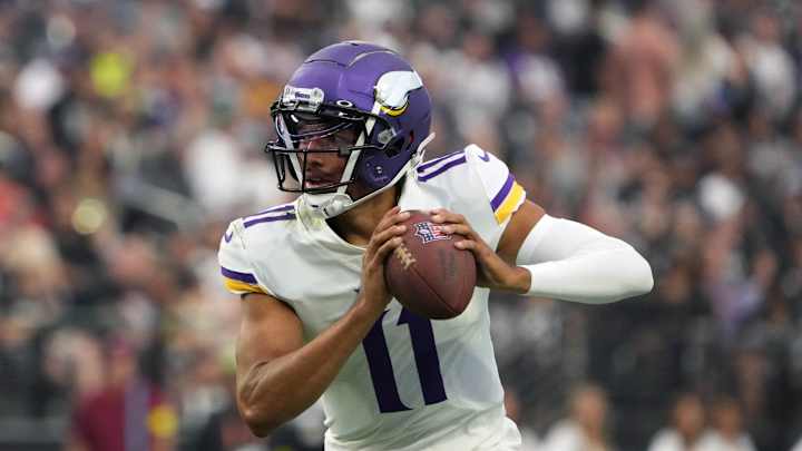 Former Vikings Kellen Mond, Armon Watts Claimed on Waivers