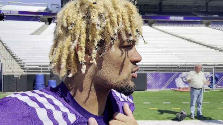 Huskies' Odunze Has the Makings of Another Metcalf