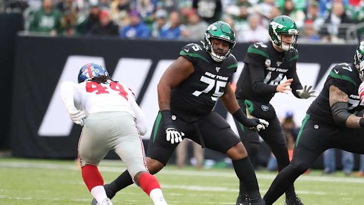 Falcons Coach Arthur Smith Debunks Rumor on New OL Chuma Edoga