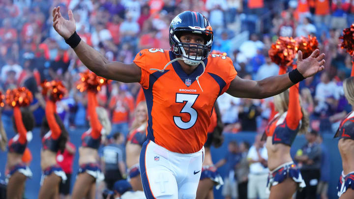 Russell Wilson, Broncos Reach Massive Contract Extension, per Report Russell Wilson, Broncos Reach Massive Contract Extension, per Report