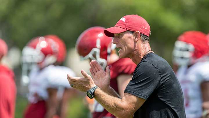 Oklahoma's Versatile 2023 Linebacker Class Will Reinforce the Core of Brent Venables' Defense