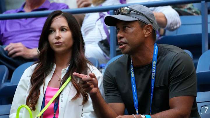 Tiger Woods cheers on Serena Williams during final U.S. Open run Tiger Woods cheers on Serena Williams during final U.S. Open run