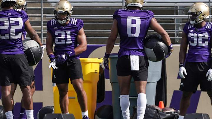 Similar to Penix, Taulapapa Hopes for Better Luck in Staying Healthy Similar to Penix, Taulapapa Hopes for Better Luck in Staying Healthy