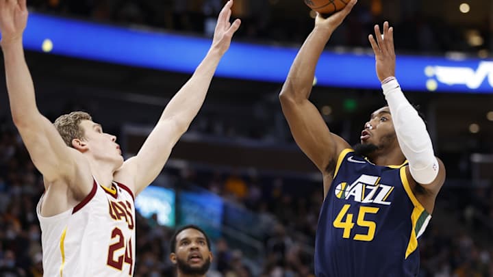 Report: Donovan Mitchell Lands in Sixers’ Conference Report: Donovan Mitchell Lands in Sixers’ Conference