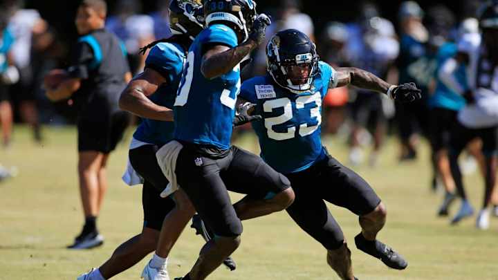 Jaguars Sign 3 to Practice Squad, Including James McCourt and Josh Thompson Jaguars Sign 3 to Practice Squad, Including James McCourt and Josh Thompson