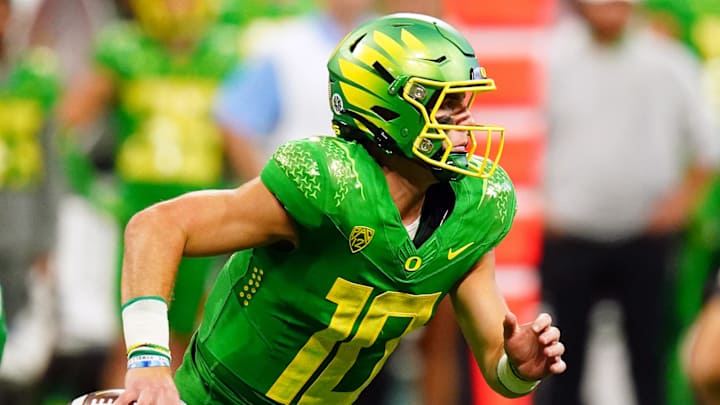 Oregon’s Lanning Stands by Bo Nix As Starting QB After Georgia Blowout