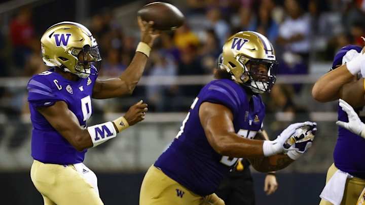 Huskies Usher In the DeBoer Era With a Point Fest, Win 45-20