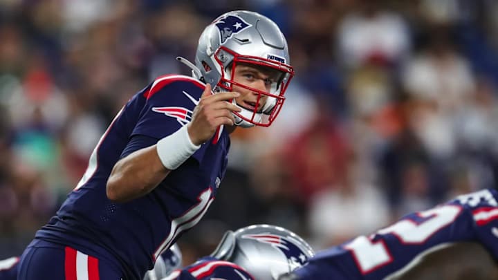 'Confident' Mac Jones Embraces Greater Responsibility in Patriots' Offense