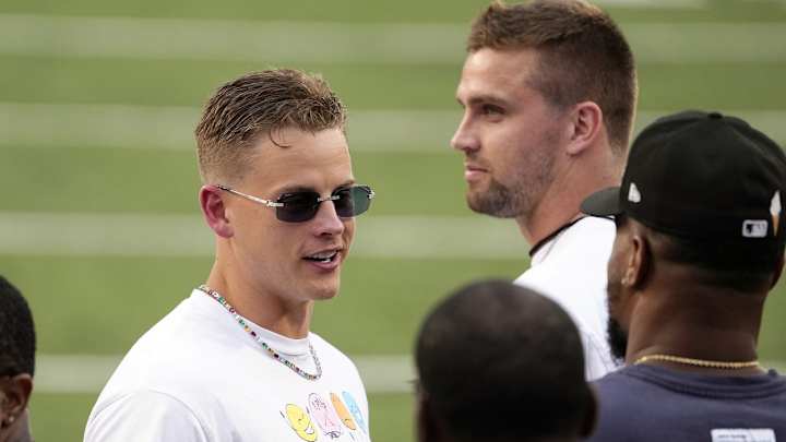 Look: Joe Burrow Attends Ohio State's Win Over Notre Dame With Other Bengals Teammates