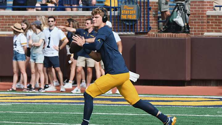 Psychic Vibes: Five Specific Predictions For Michigan vs. Hawaii Psychic Vibes: Five Specific Predictions For Michigan vs. Hawaii