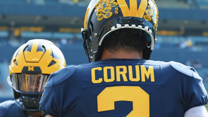 Michigan's Blake Corum Off To Historic Start Michigan's Blake Corum Off To Historic Start