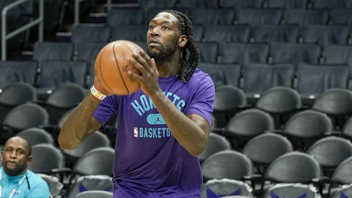 Report: Sixers Agree on Deal with Montrezl Harrell